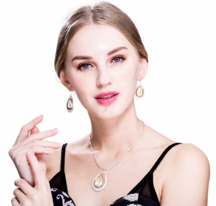 Tear Drop Two Tone Necklace