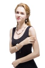 Cream Tone Baroque Pearl Necklace